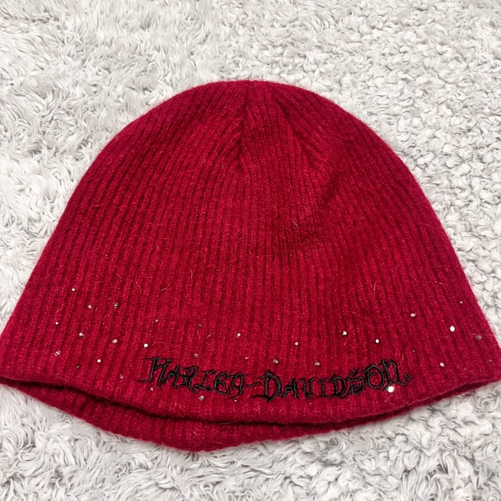 Red Harley Davidson beanie with embroidered logo and jewels.